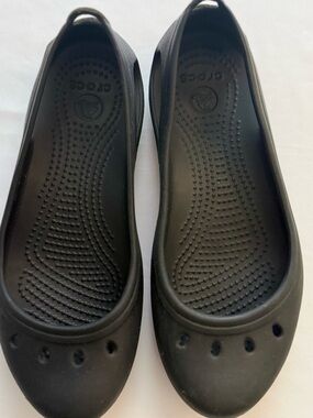 CROCS Black Slip-On ballet flats